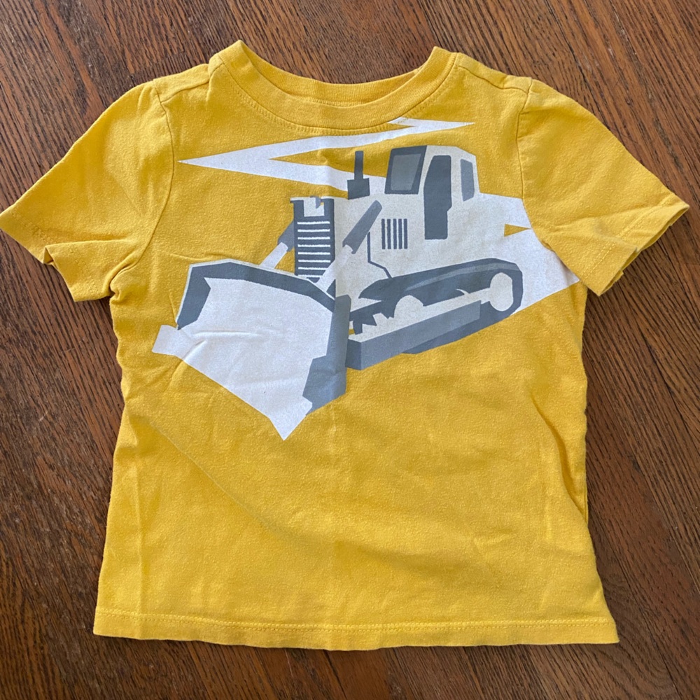 ⭐️3 for $15⭐️ Boy’s 3T Old Navy shirt